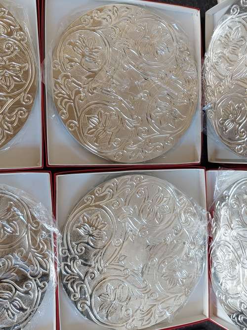 Wow boxed set of 6 new vintage emess silver plated underplates