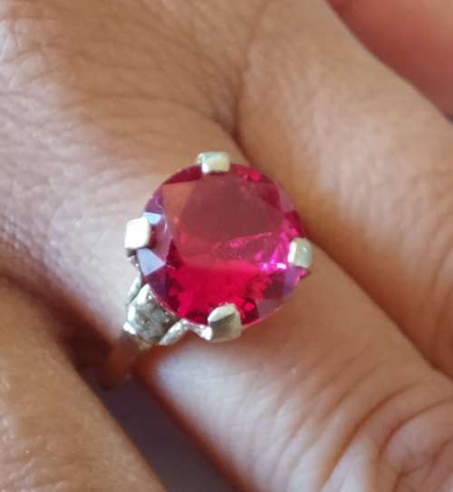 Spectacular Vintage SA 9ct gold ruby ring by Jayem 3,8g Value R5500 wow!!