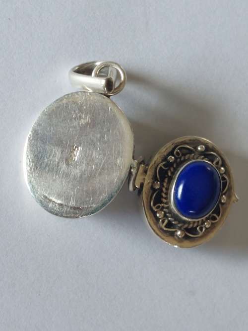 Increadible vintage sterling silver Lapis pillbox pendant 11,0g Rare Find!!