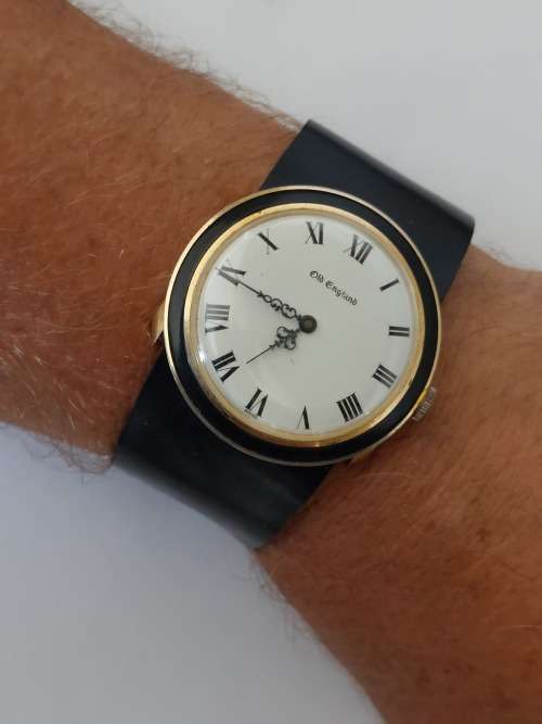 Vintage Old English large face wind up watch 100% working!!