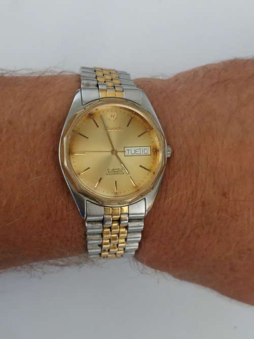 Wow!! Vintage Nivada 21 jewel automatic mens watch 100% working