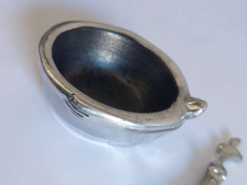 Stylish!! Carrol Boyes condiment bowl with condiment spoon WOW!!
