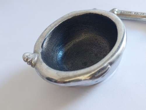 Stylish!! Carrol Boyes condiment bowl with condiment spoon WOW!!