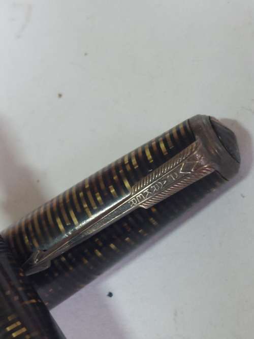 Wow!! 1939 brown striped Parker `Long Major` vacumatic fountain pen
