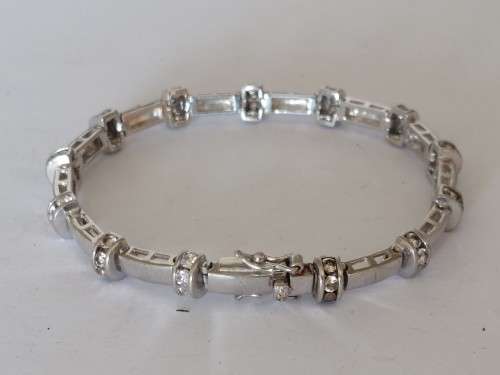 Magnificent sterling silver cz tennis bracelet 17,9g wow