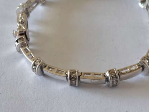 Magnificent sterling silver cz tennis bracelet 17,9g wow