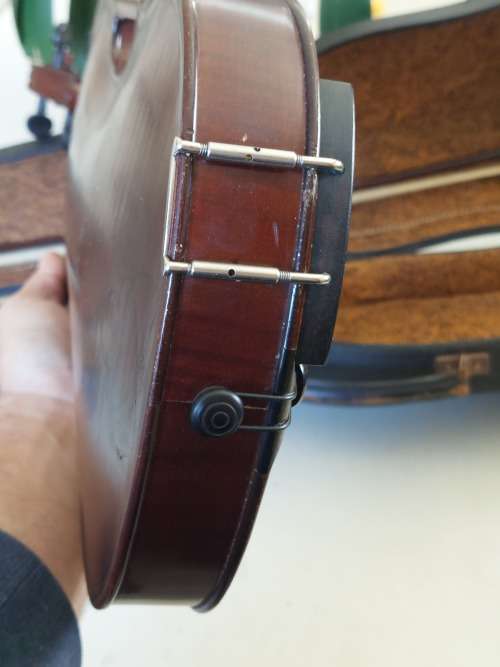 Amazing!! Caspar da solo 1575 violin with case & extras  Value R15000