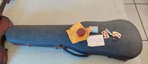 Amazing!! Caspar da solo 1575 violin with case & extras  Value R15000