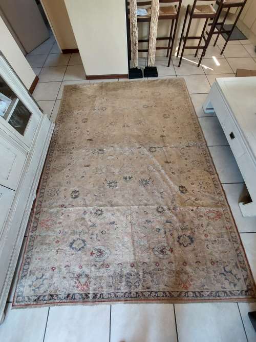 Magnificent!! Antique persian 100% silk carpet circa 1920 Value R15000