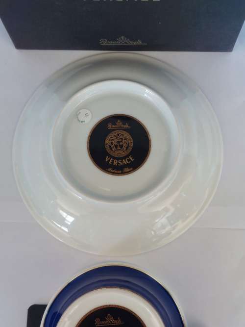 Wow!! MINT in box + cert Versace blue Medusa duo Value R5000 Wow!!