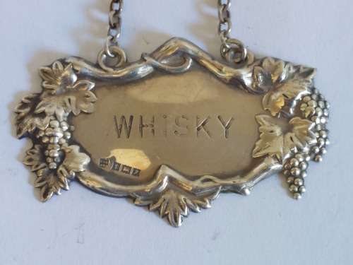 Wow!! 1958 Birmingham silver Whiskey decanter label 13,0g gorgeous