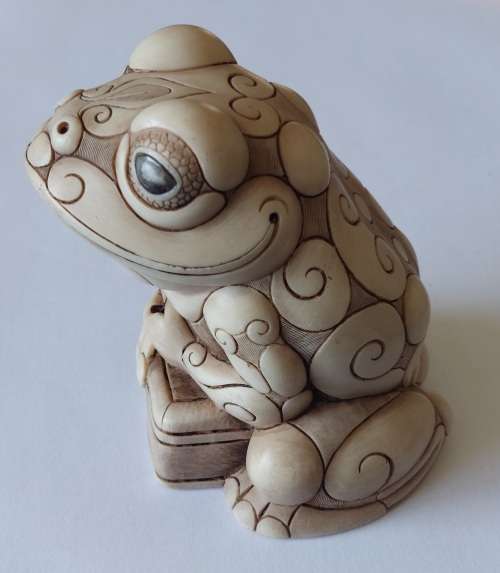 Rare!! John Biccard Phileas frog figurine wow!!