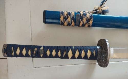 Amazing!! Vintage Marto Toledo blue katana sword Value R4500