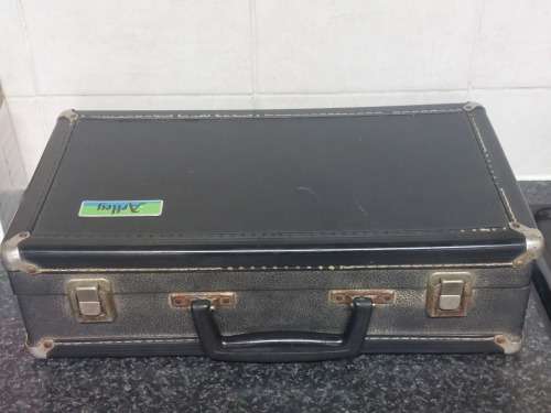 Vintage Artley 18S Clarinet in case, very good condition with reeds Value R2500