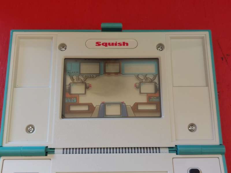 Rare!! 1986 Nintendo Squish game Mint Condition & 100% working!!