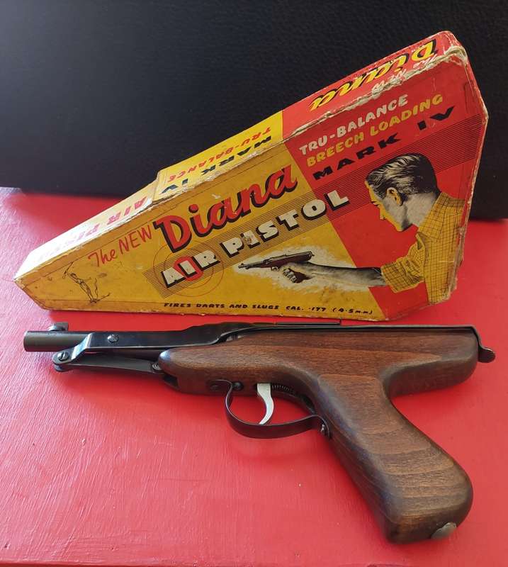 Rare vintage 1960`s Diana mark iv air pistol with box 100% working