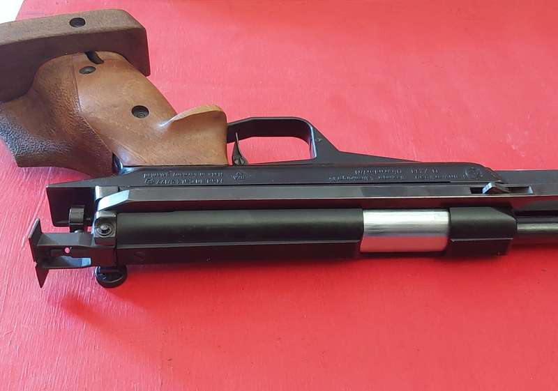 Rare Find!! Vintage Feinwerkbau Model 80 air pistol with original case, 100 working