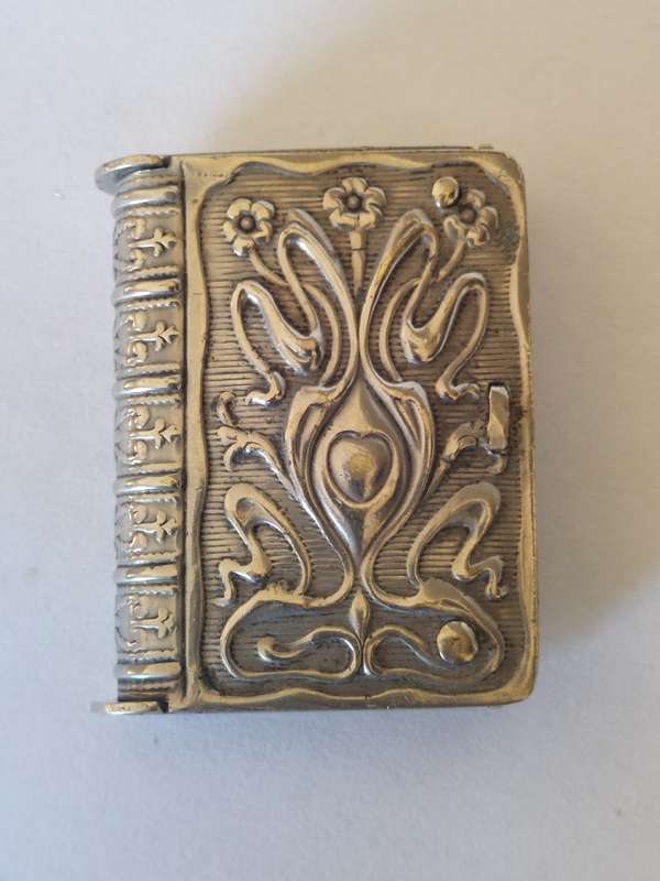 Rare!! Art Nouveau nickel plated double sided vesta case circa 1895 WOW!!