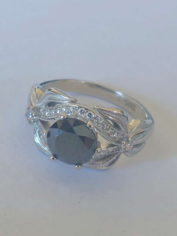 Magnificent!! NEW! 1,50ct black Moissanite & cz sterling silver ring 3,9g WOW!!