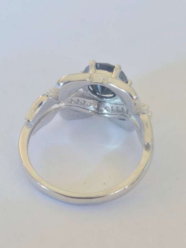 Magnificent!! NEW! 1,50ct black Moissanite & cz sterling silver ring 3,9g WOW!!