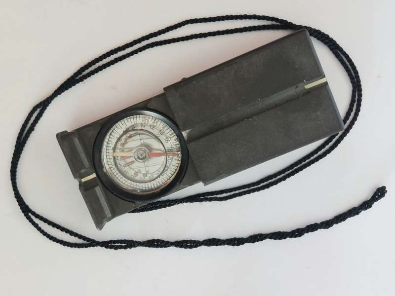 Wow vintage Recta true north compass