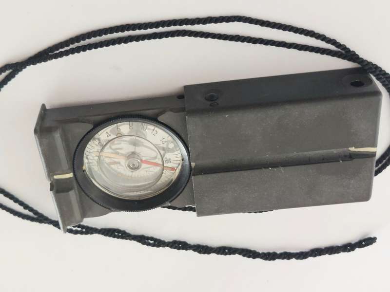 Wow vintage Recta true north compass