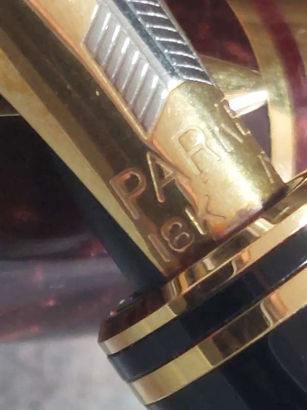 Rare!! Parker Duofold Centennial 18ct gold nib fountain pen Value R8000