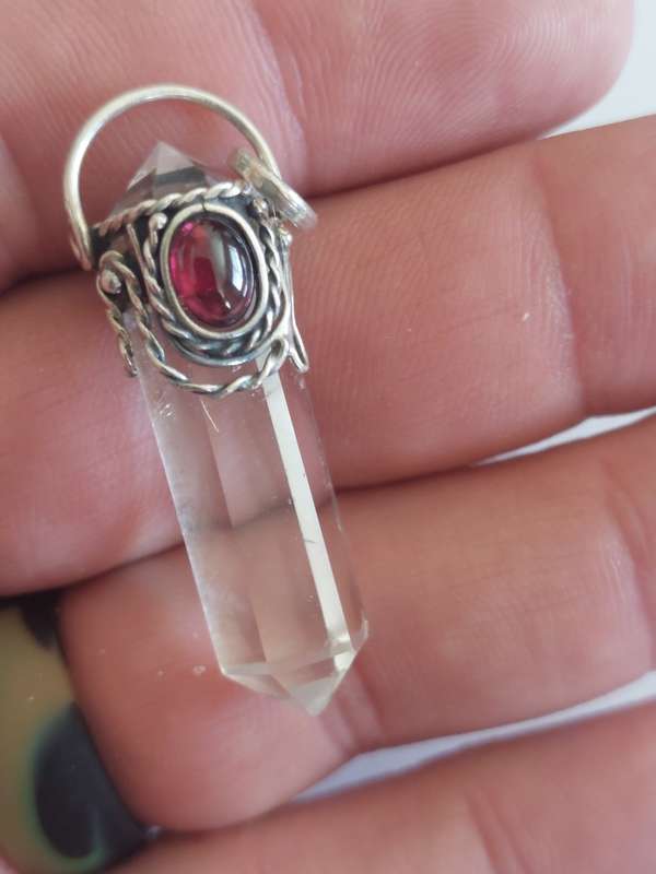 Vintage sterling silver rock crystal & garnet pendant 9,7g