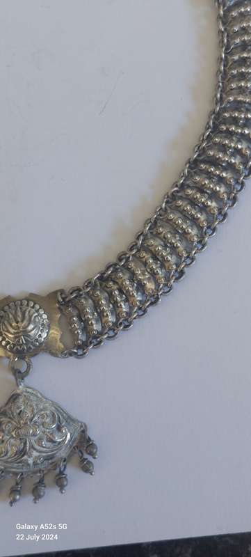 Spectacular antique oriental solid silver choker 41.8g Amazing!!