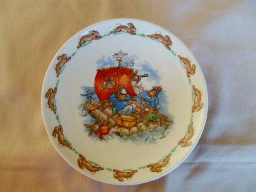 BEAUTIFUL BUNNYKINS SAUCER MINT CONDITION