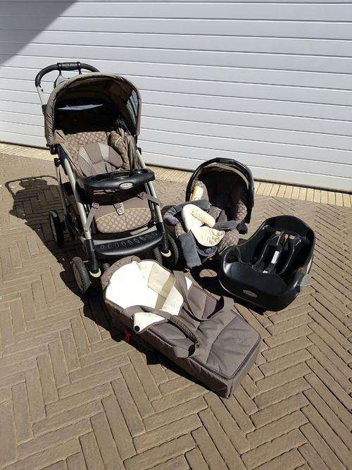 Graco Quattro Tour Deluxe Travel System