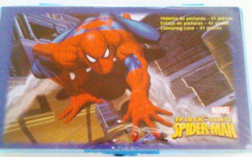 Stunning 41 piece Spiderman Art set, in carry case.