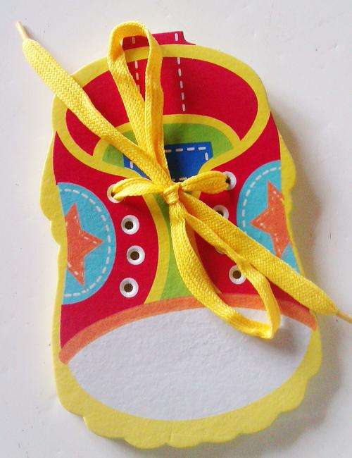 A must have for every mommy.Teach your child to tie his shoes easily!!Strong, durable and colourfull