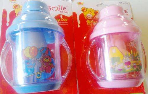 All in one FEEDING CUP.  Available in Pink or Blue