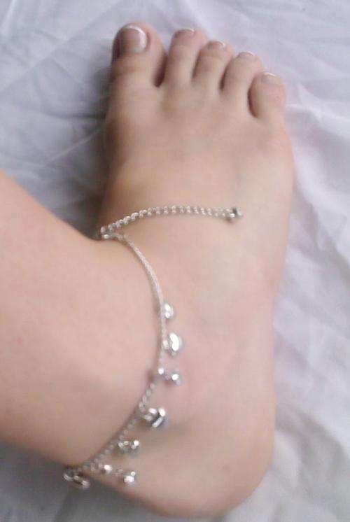 Stunning ancle Bracelet with charms