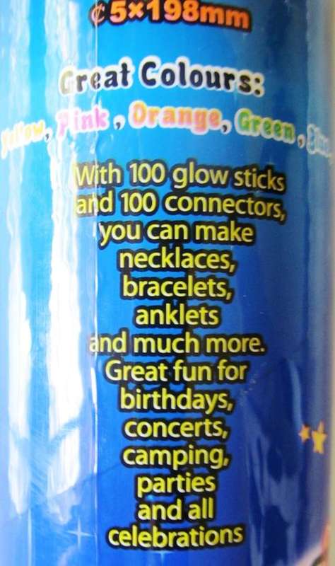 Perfect for the holiday season.100 Glowsticks with connectors. Colours:Yellow,pink,orange,green,blue