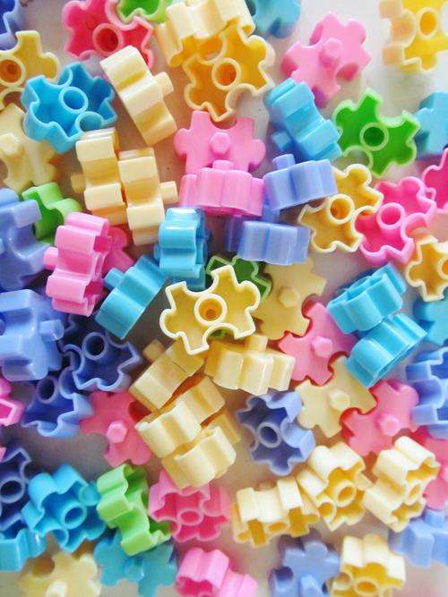 3 D Brain Blocks.  90 Piece.  Great educational item !  Fun ! Hours of entertainment !