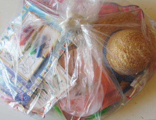 GIRL'S Lucky Packet !!! LIMITED STOCK. Each bag contains a variety of diffrent GIRL TOYS!