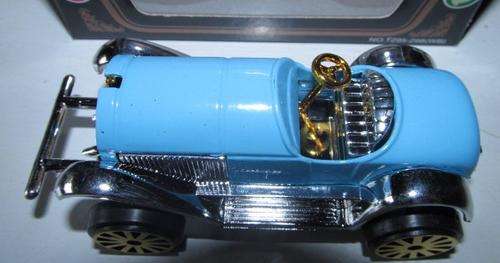 Die cast metal CLASSIC CAR -  Collect them alll !!! Limited stock available