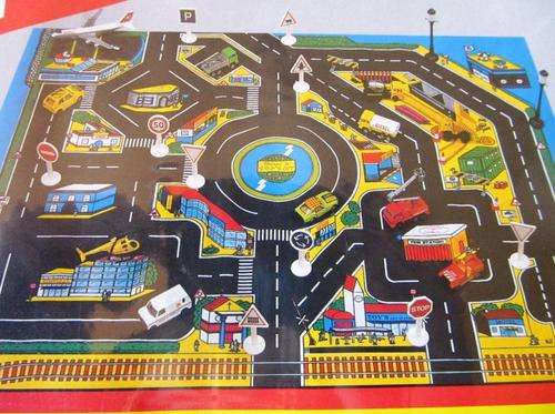 Large playmat - SHIPPING R40 and ALL ADDITIONAL ITEMS ARE FREE