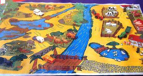 Large playmat - SHIPPING R40 and ALL ADDITIONAL ITEMS ARE FREE