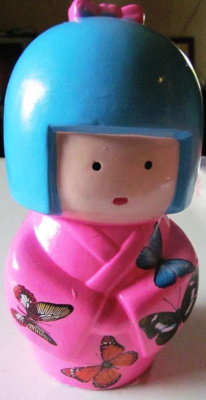 Very cute ceramic money box  - SHIPPING R40 and ADDITIONAL ITEMS ARE FREE