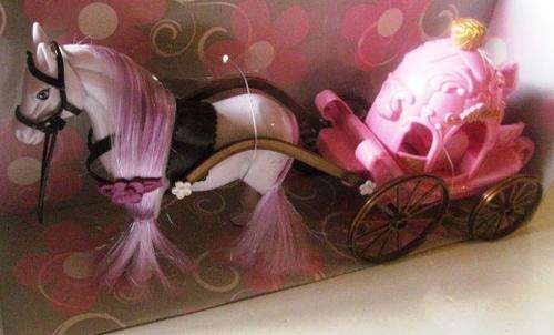 Large Horse and cart, perfect for barbie dolls