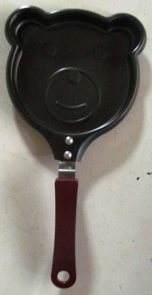 To cute Little nonstick Teddie Pan, Perfect for pancakes, eggs, ect (AFFORDABLE Shipping)