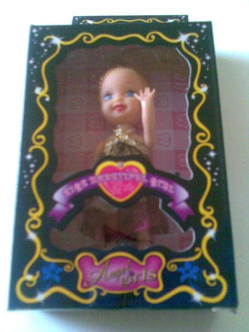 Angel girls 2 available ****Postage only R25 and R10 per additional item****