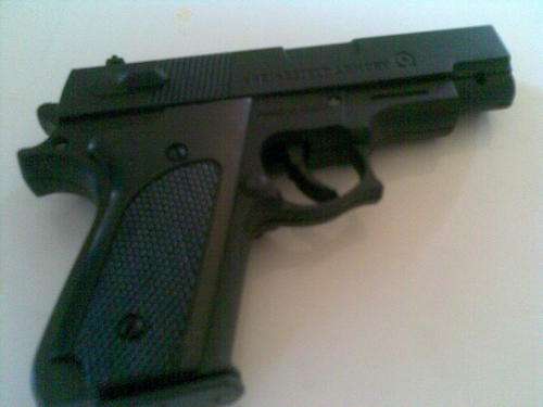 Bb gun ***Postage only R25 and R10 per additional item***