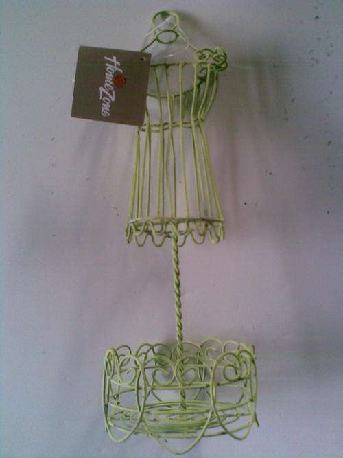 Jewellery hanger. Available in Pink and Green