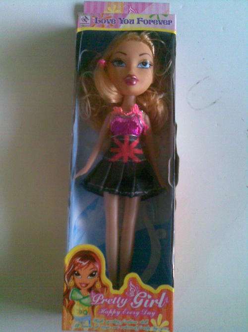 Bratz-look-a-like doll, High Quality Fashion Doll,Postage only R30 and R10 per additional item.