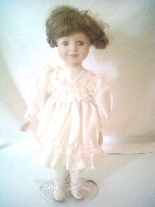 VERY OLD porcelain doll. (This is the 1st doll my gran ever had) Bettie.