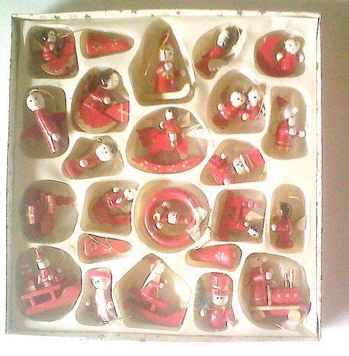 Handmade Wooden Christmas Tree Decorations STUNNNING!!!!!